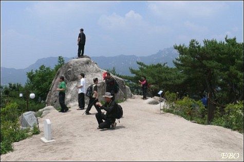 백악산(북악산의 정상) 